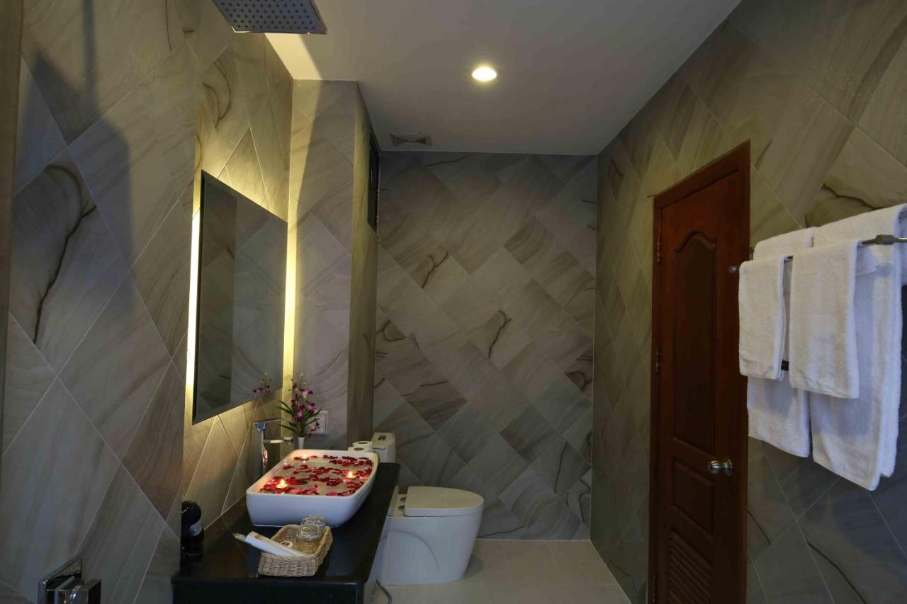 Holy Angkor Deluxe Hotel Siem Reap Exterior photo