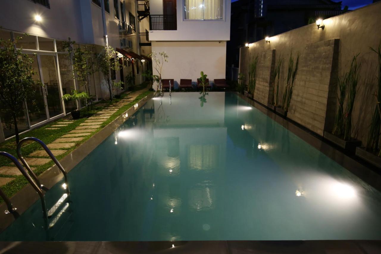 Holy Angkor Deluxe Hotel Siem Reap Exterior photo